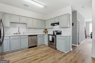 330 Brentwood Dr, Newnan, GA 30263 - Photo 12