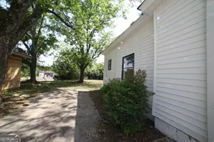 303 W Walker St, Thomaston, GA 30286 - Photo 8