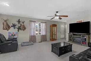 395 Country Kitchen Rd, Barnesville, GA 30204 - Photo 10