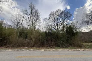 37 Colley St, Grantville, GA 30220 - Photo 1