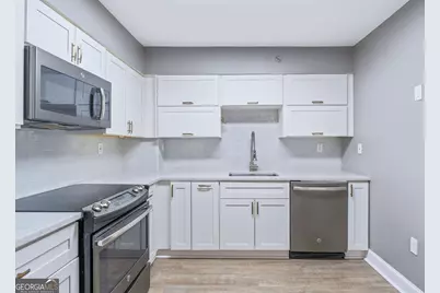 2870 Pharr Court South NW #2401, Atlanta, GA 30305 - Photo 4