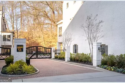 4518 Collins Avenue, Sandy Springs, GA 30342 - Photo 2