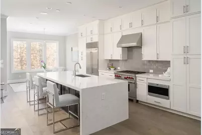 4518 Collins Avenue, Sandy Springs, GA 30342 - Photo 6