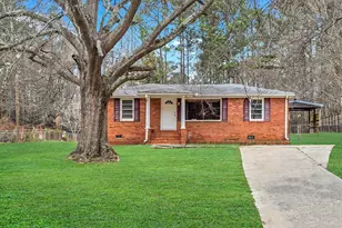 205 Westmoreland Dr, Griffin, GA 30223 - Photo 1