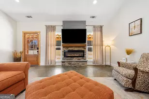 784 Center of the World Rd, Canon, GA 30520 - Photo 12