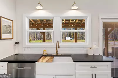 784 Center Of The World Road, Canon, GA 30520 - Photo 18