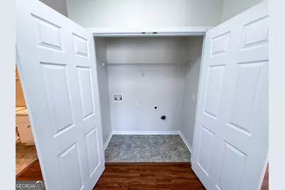 1119 Hummingbird Way, Winder, GA 30680 - Photo 10