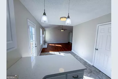 1119 Hummingbird Way, Winder, GA 30680 - Photo 6