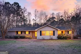 1005 Cedar St, Metter, GA 30439 - Photo 1