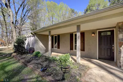 240 Browns Hill Court, Tyrone, GA 30290 - Photo 32