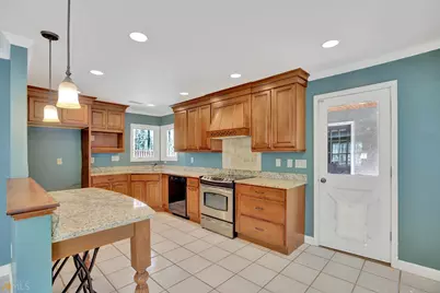 240 Browns Hill Court, Tyrone, GA 30290 - Photo 14