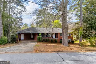 110 Vista Dr, Athens, GA 30605 - Photo 1
