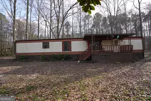 102 Pine Tree Ln, Auburn, GA 30011 - Photo 2