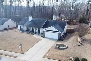 144 Briar Rose Blvd, Jefferson, GA 30549 - Photo 4