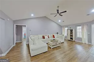 594 Pinehurst Dr, Blackshear, GA 31516 - Photo 4