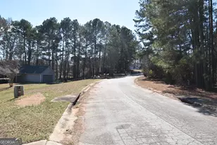 2430 Amber Hills Dr, Monroe, GA 30655 - Photo 6