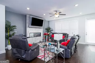 2345 Tarben Drive, Snellville, GA 30078 - Photo 2