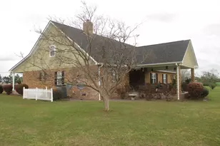 40 Comer Yawn Rd, Hazlehurst, GA 31539 - Photo 4