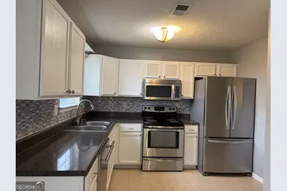 829 Kendall Park Drive, Winder, GA 30680 - Photo 10