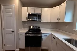 1055 Pinecrest Dr, Forest Park, GA 30297 - Photo 28