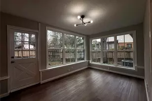 1055 Pinecrest Dr, Forest Park, GA 30297 - Photo 20
