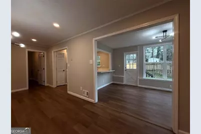 1055 Pinecrest Drive, Forest Park, GA 30297 - Photo 18