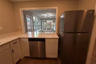 1055 Pinecrest Dr, Forest Park, GA 30297 - Photo 26