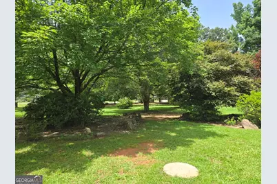 606 Viewpoint Drive, Jackson, GA 30233 - Photo 24