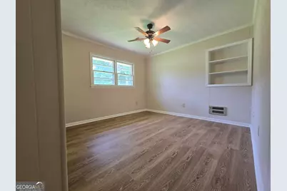 606 Viewpoint Drive, Jackson, GA 30233 - Photo 14