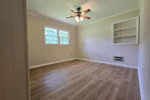 606 Viewpoint Dr, Jackson, GA 30233 - Photo 14