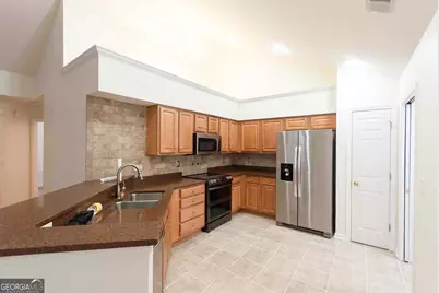 6107 Menlow Court, Cumming, GA 30041 - Photo 2