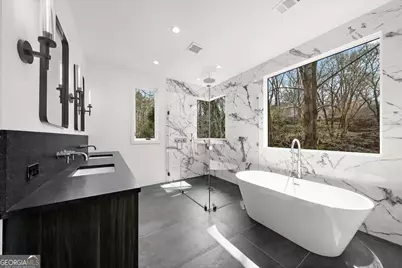 942 Peachtree Battle Circle NW, Atlanta, GA 30327 - Photo 18