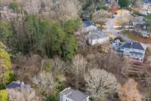 942 Peachtree Battle Cir NW, Atlanta, GA 30327 - Photo 94