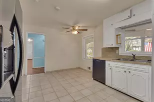 1153 Forest Heights Rd, Stone Mountain, GA 30083 - Photo 16