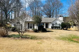 155 Woodstream Dr, Newnan, GA 30265 - Photo 1