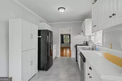 642 Greenwood Street, Barnesville, GA 30204 - Photo 10