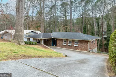 2237 Capehart Circle NE, Atlanta, GA 30345 - Photo 2
