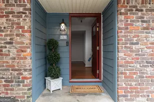 2237 Capehart Cir NE, Atlanta, GA 30345 - Photo 6