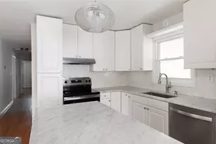 2237 Capehart Cir NE, Atlanta, GA 30345 - Photo 8