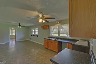 2023 Bowman Hwy NW, Dewy Rose, GA 30634 - Photo 10