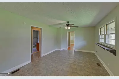 2023 Bowman Highway NW, Dewy Rose, GA 30634 - Photo 8