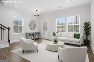 2631 Creekside Dr NW, Atlanta, GA 30318 - Photo 2