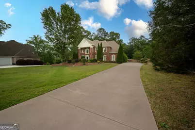 2113 SW Autumn Chase Drive, Stockbridge, GA 30281 - Photo 4