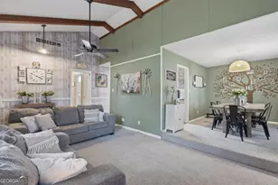 1341 Sommerset Dr, Lawrenceville, GA 30043 - Photo 10