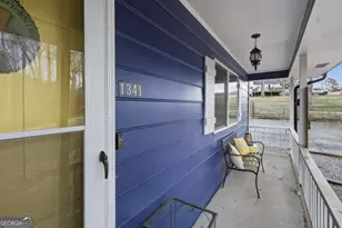 1341 Sommerset Dr, Lawrenceville, GA 30043 - Photo 6