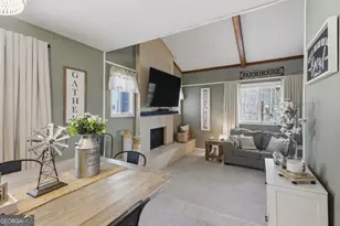 1341 Sommerset Dr, Lawrenceville, GA 30043 - Photo 14