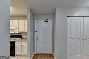 3655 Habersham Rd NE, Atlanta, GA 30305 - Photo 4
