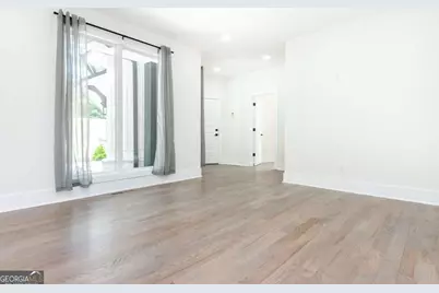 4056 Ashford Dunwoody Road NE, Brookhaven, GA 30319 - Photo 18