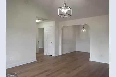 218 Pope Hill Circle, Senoia, GA 30276 - Photo 2