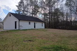 218 Pope Hill Cir, Senoia, GA 30276 - Photo 18